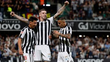 Raúl Sánchez, Uzuni y Boyé, duelo de bigoleadores en Castalia