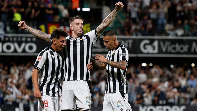 Cruce de dinámicas opuestas en el Skify Castalia