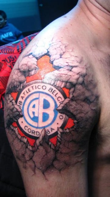 36 tatuajes de escudos de fútbol que te sorprenderán