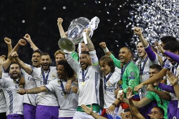 El Real Madrid gana la duodécima Champions League, la segunda de forma consecutiva, imponiéndose a la Juventus por 1-4 en la final de Cardiff