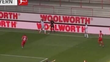 El cómico saque de banda del Bayern que nadie imaginó