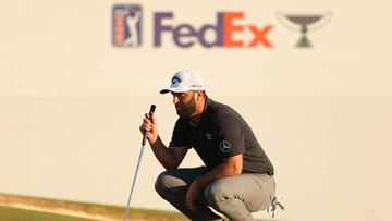 RIDGELAND, SOUTH CAROLINA - OCTOBER 21: Jon Rahm of Spain lines up a putt on the 18th green during the second round of the CJ Cup at Congaree Golf Club on October 21, 2022 in Ridgeland, South Carolina.   Kevin C. Cox/Getty Images/AFP