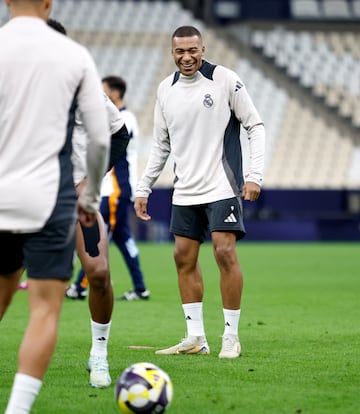 MBapp durante el entrenamiento.