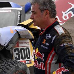 Sainz: "Quiero acabar en el top-10 y ganar alguna etapa"