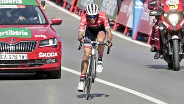 Alberto Contador llega a la meta de Antequera en la 12&ordf; etapa de la Vuelta a Espa&ntilde;a.