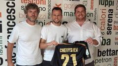Cheryshev con la camiseta del Venezia