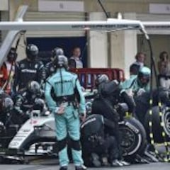 Mercedes denuncia el robo de datos con destino a Ferrari