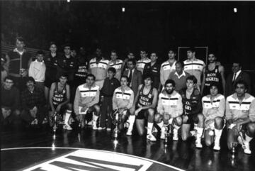 En el curso 84-85 el Madrid y el Joventut jugaron la final de Liga y Copa (doblete blanco). Corbalán, Martín, Romay, Iturriaga y compañía frente a Margall, Montero, Jofresa, Jiménez...