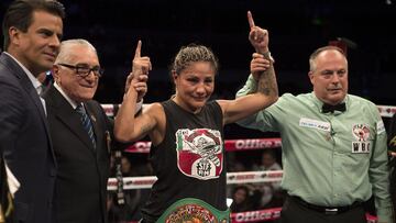 Barbie Juárez afirma que ha hecho el doble del Canelo, pero por ser mujer no gana lo mismo
EN LA FOTO: