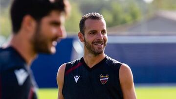 Soldado: "Vengo a aportar mi experiencia para dejar al Levante lo más arriba posible"