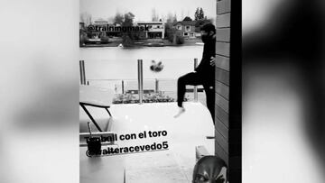 Figura de Boca entrena con la mesa del “Mago” Valdivia