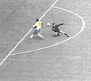 El casi gol de Pelé que quedó en la historia: pudo ser el mejor en los Mundiales