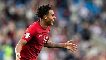 Antonio Nusa celebra su gol con Noruega.