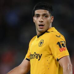 Wolves vs Liverpool: Raúl Jiménez se queda a dos goles de Carlos Vela