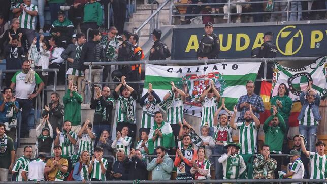 El Córdoba llega a su récord histórico de abonados, 17.370