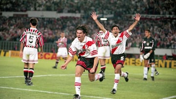 Todas las finales que jugó River Plate contra equipos brasileños