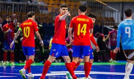 España llega a cuartos con sobresaliente y goleada a Bélgica