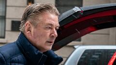 FILE PHOTO: Actor Alec Baldwin departs his home, as he will be charged with involuntary manslaughter for the fatal shooting of cinematographer Halyna Hutchins on the set of the movie "Rust,”  in New York, U.S., January 31, 2023. REUTERS/David 'Dee' Delgado/File Photo