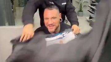 Peluquero en Barcelona realiza esta broma a sus clientes sobre el Real Madrid