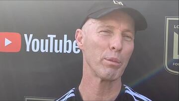 Bob Bradley elogia a Carlos Vela y su tremenda temporada