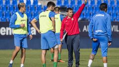 Los jugadores del Legan&eacute;s durante un entrenamiento. 