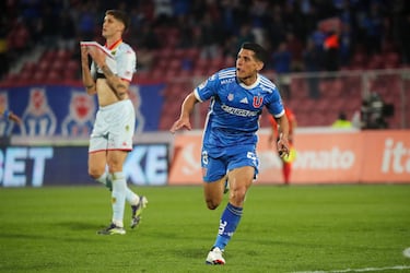 “Verlo jugar y hacer historia en la U es un sueño... Ha sufrido, pero sé que seguirá avanzando”