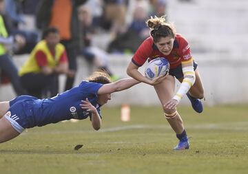Im¨¢genes de la semifinal del Campeonato de Europa de rugby femenino disputada en el Estadio Central de la Universidad Complutense entre la selecci¨®n espa?ola, dirigida por Jos¨¦ Antonio Barrio, y la selecci¨®n rusa.