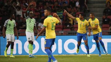 Singapore (Singapore), 13/10/2019.- Casemiro (2-R) of Brazil celebrates after scoring during an international friendly match between Brazil and Nigeria at the National Stadium in Singapore, 13 October 2019. (Futbol, Amistoso, Brasil, Singapur, Singapur) E