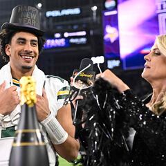 Jordan Love, quarterback de los Packers, podría ganar hasta 4 millones de dólares en incentivos