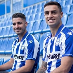 El Alavés presenta a Toni Moya y a Carlos Isaac