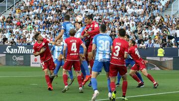 Bergantiños alegra al Depor y condena al Málaga a otro añito en el infierno