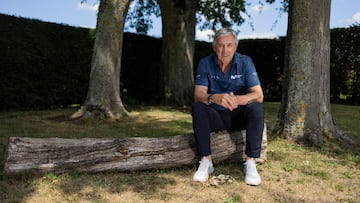 Eusebio Unzué, mánager del Movistar, posa para AS ayer en Lille.