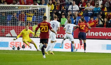 Qué forma de estrenarse. Fabián, también recién entrado, puso un caramelo en forma de centro al segundo palo. Allí apareció Joselu Mato, que marca en su debut con un preciso testarazo al palo largo.