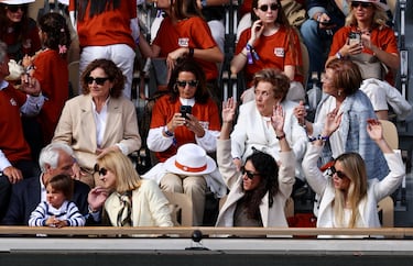 La familia de Rafa Nadal durante el homenaje. 