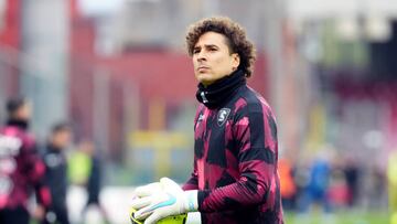 Guillermo Ochoa, portero del Salernitana