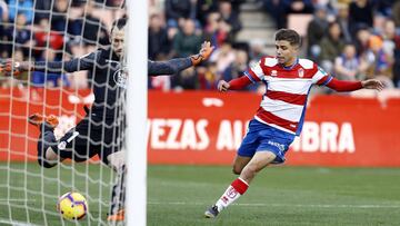 Dani Giménez realizó varias paradas de mérito para el Deportivo