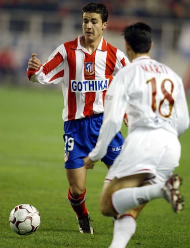 El actual jugador del Al-Sadd SC de la Liga de fútbol de Catar ha estado durante tres diferentes etapas defendiendo la camiseta del conjunto rojiblando. En la última de ellas estuvo 7 temporadas seguidas consiguiendo una Liga, una Copa del Rey, una Supercopa de España, dos Europa League y una Supercopa de España. 