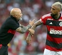 “En Chile Sampaoli dependía de mí y algunos compañeros, en Flamengo no; arriesgué mi carrera por él”