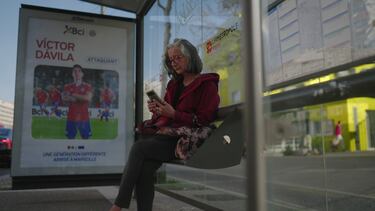 Las imágenes de los jugadores de la Roja en las calles de Marsella son tendencia en Francia