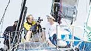 El barco español Movistar.