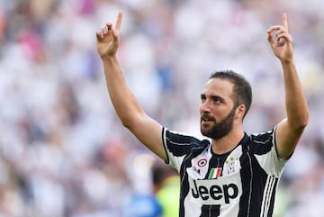 The arrival of Gonzalo Higuaín has boosted Juventus' chances in this season's Champions League, says Capello