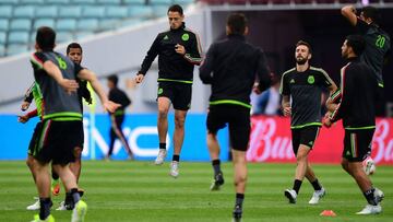 México entrenó sobre el campo del Estadio Fisht