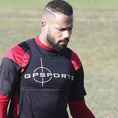 Bebé: "Estoy en un gran momento y se lo debo a mis compañeros"