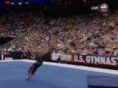 Simone Biles sigue trazando la historia: un movimiento insólito
