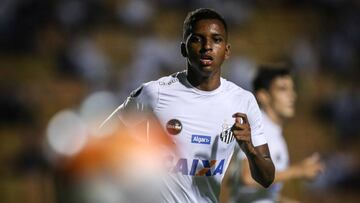 Rodrygo con el Santos. 