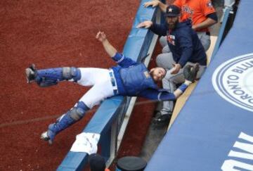 Russell Martin de los Toronto Blue Jays durante el partido ante los Houston Astros.