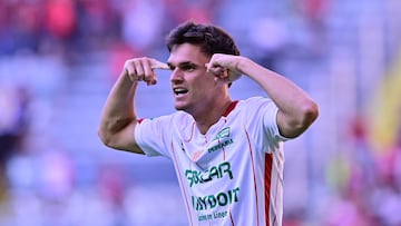 Tomas Jacob celebrates his goal 1-1 of Necaxa during the 11th round match between Atlas and Necaxa as part of the Liga BBVA MX, Torneo Apertura 2025 at Jalisco Stadium, on September 27, 2025 in Guadalajara, Jalisco, Mexico.