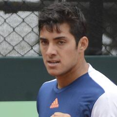 Garin aplasta a español y avanza a cuartos en Punta del Este