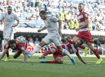 Real Madrid 2-0 Granada | Lleg¨® el primer gol en partido oficial de Eden Hazard, que defini¨® con un sombrero ante Rui Silva.