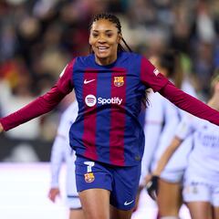 La explosión de Salma Paralluelo